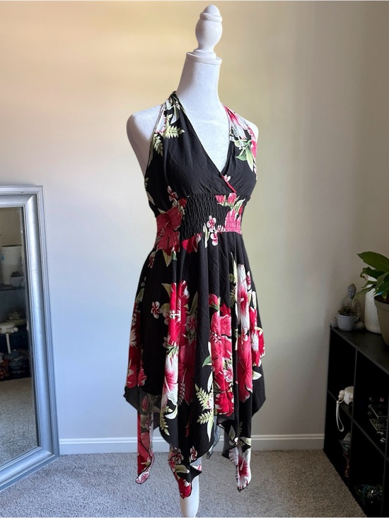 Island Traders Dresses & Skirts - Halter handkerchief hem Floral Dress in Black with Pink Hibiscus